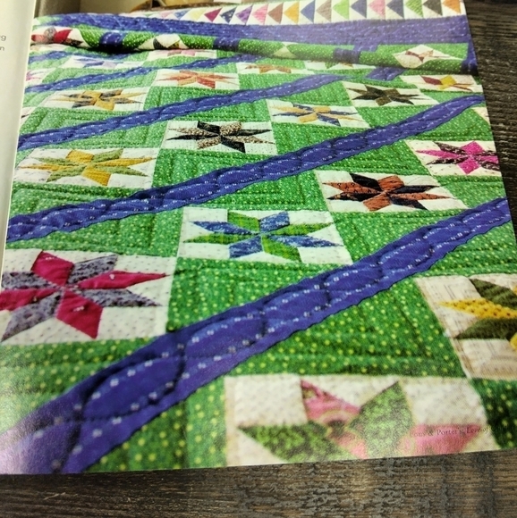 Fons & Porter's Love of Quilting Magazine May/June 2015 Owl Quilt Patterns - Picture 2 of 4